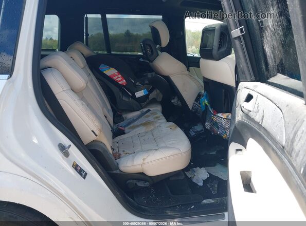 4JGDF7EE8GA667377 2016 MERCEDES-BENZ AMG White Widok naklejki z numerem VIN
