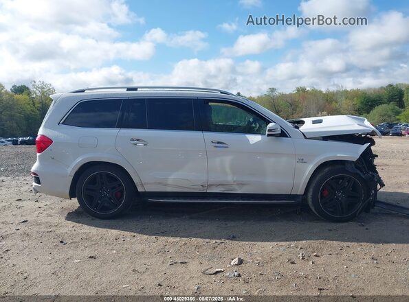 4JGDF7EE8GA667377 2016 MERCEDES-BENZ AMG White Widok wnętrza z tyłu
