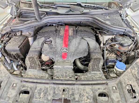 4JGED6EBXHA055788 2017 MERCEDES-BENZ GLE Silver Vista del compartimento del motor