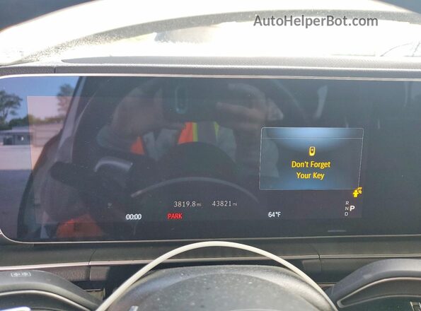4JGFB4FE7RA993448 2024 MERCEDES-BENZ GLE White Սարքավորումների վահանակի տեսք