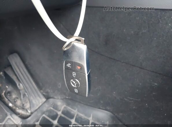 4JGFB5KB7NA771889 2022 MERCEDES-BENZ GLE 450 Black Առջևի վահանակի տեսք
