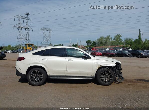 4JGFD6BB8NA628885 2022 MERCEDES-BENZ AMG GLE 53 COUPE White Vista interior trasera