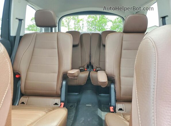 4JGFF5KE9RB038564 2024 MERCEDES-BENZ GLS Black Вид задніх сидінь