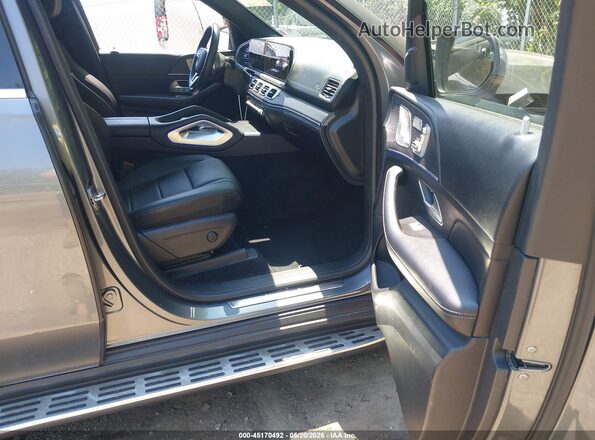 4JGFF5KEXMA546928 2021 MERCEDES-BENZ GLS 450 Gray Vista interior delantera