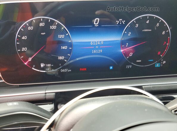 4JGFF8FE7RB217858 2024 MERCEDES-BENZ GLS White Vista del cuadro de instrumentos