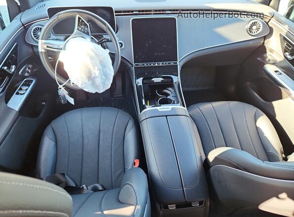 4JGGM2BB8RA044327 2024 MERCEDES-BENZ EQE Black Vista del salpicadero