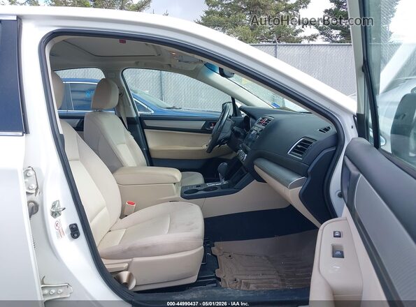 4S3BNAD61H3023649 2017 SUBARU LEGACY White წინა სალონის ხედი
