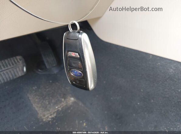 4S3BNAL65G3037988 2016 SUBARU LEGACY Белый Вид панели приборов