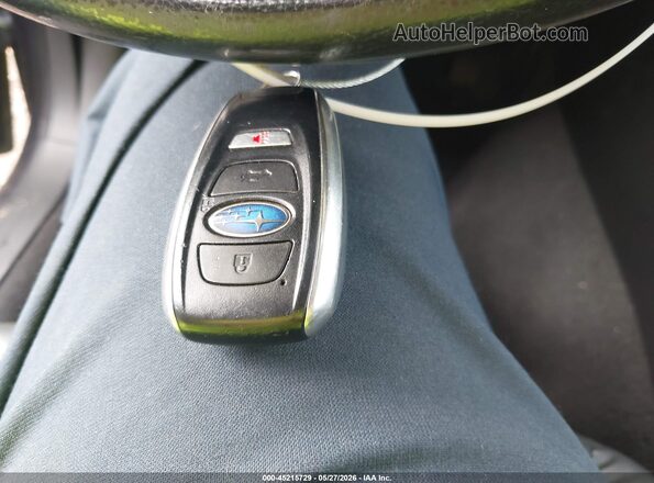 4S3BNAN62H3005899 2017 SUBARU LEGACY Серый Вид панели приборов