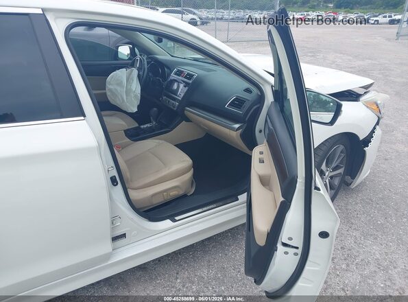4S3BNAN6XH3006959 2017 SUBARU LEGACY White Սալոնի դիմացի տեսք