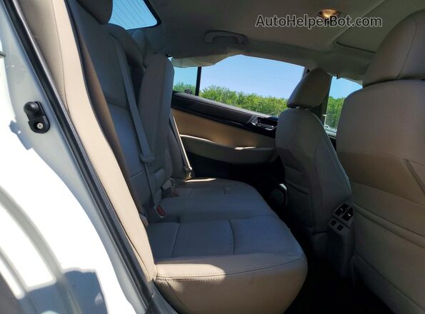 4S3BNEN66H3023233 2017 SUBARU LEGACY Белый Вид задних сидений