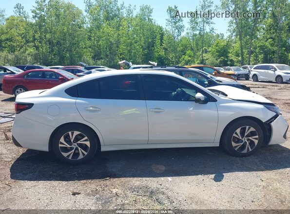 4S3BWAF66S3008291 2025 SUBARU LEGACY White Սալոնի հետևի տեսք