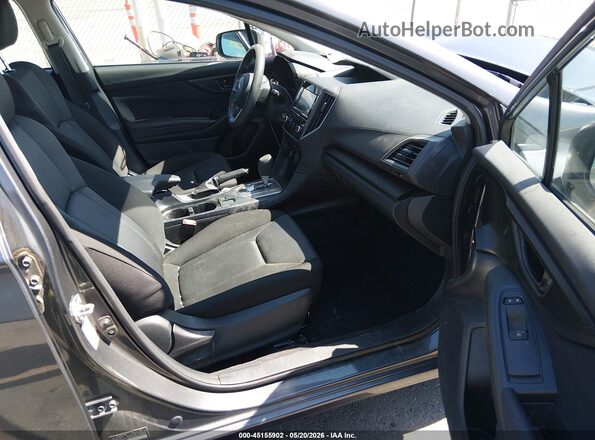 4S3GKAA69K3625046 2019 SUBARU IMPREZA Gray Вид салону спереду