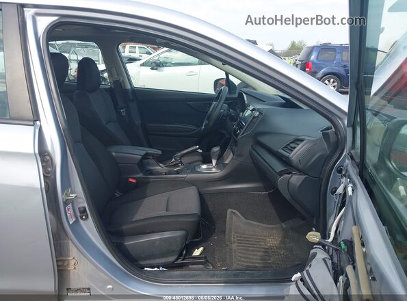 4S3GKAB67J3612101 2018 SUBARU IMPREZA Silver 