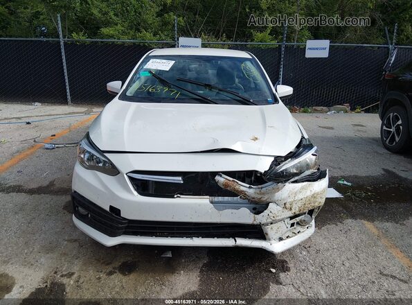 4S3GKAV61P3604855 2023 SUBARU IMPREZA White Widok wnętrza z tyłu