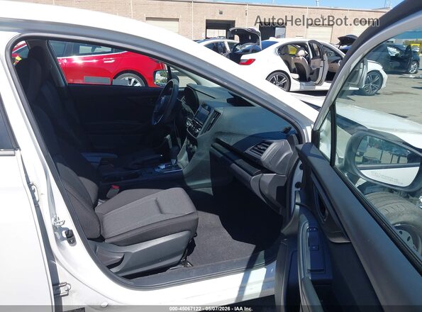 4S3GTAB62P3722110 2023 SUBARU IMPREZA White Vista interior delantera