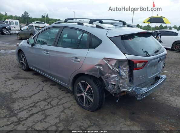 4S3GTAD64N3708042 2022 SUBARU IMPREZA Серебряный Задняя левая четверть