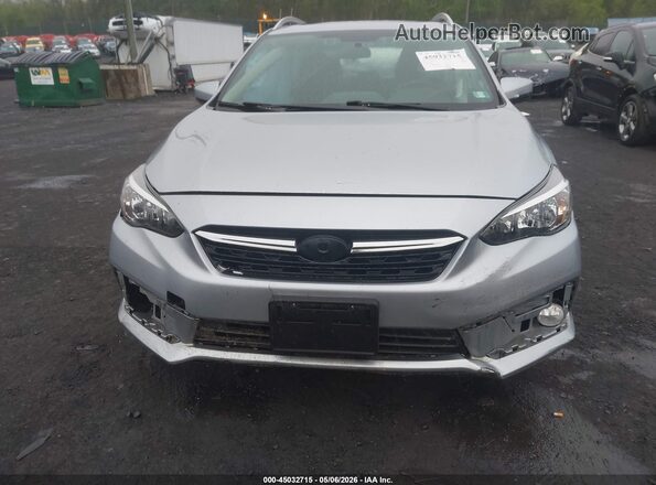 4S3GTAD67N3703840 2022 SUBARU IMPREZA Light Blue Widok z przodu