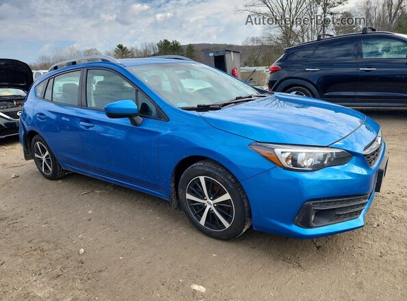 4S3GTAV60L3701651 2020 SUBARU IMPREZA Blue 