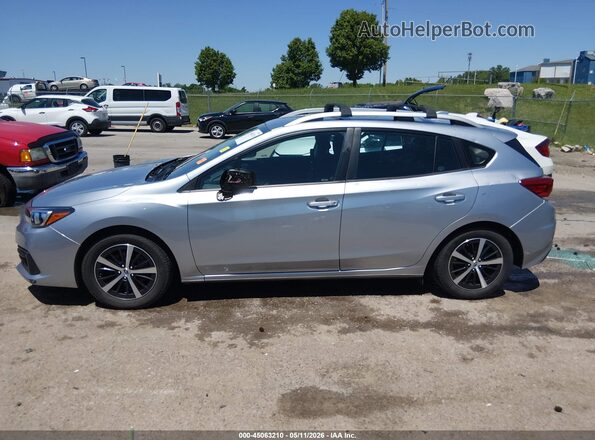 4S3GTAV66N3724161 2022 SUBARU IMPREZA Silver 
