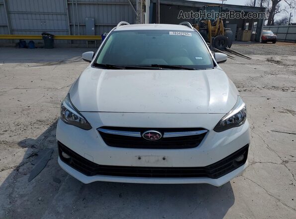4S3GTAV69M3716148 2021 SUBARU IMPREZA White Front view