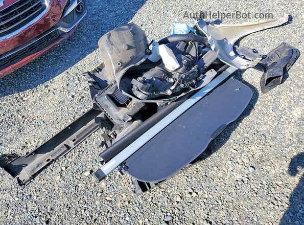 4S4BSAAC1G3307909 2016 SUBARU OUTBACK White ძრავის განყოფილების ხედი