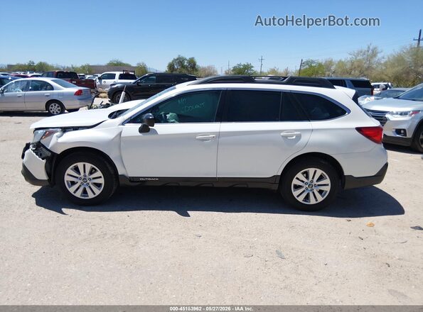 4S4BSABC6K3210048 2019 SUBARU OUTBACK White Սալոնի հետևի տեսք