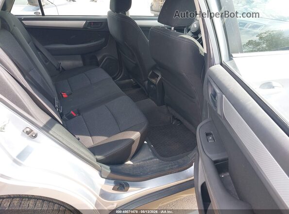4S4BSABC7K3240286 2019 SUBARU OUTBACK Silver Widok naklejki z numerem VIN