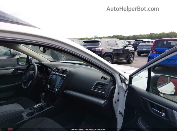 4S4BSADC4J3232612 2018 SUBARU OUTBACK White Vista interior delantera
