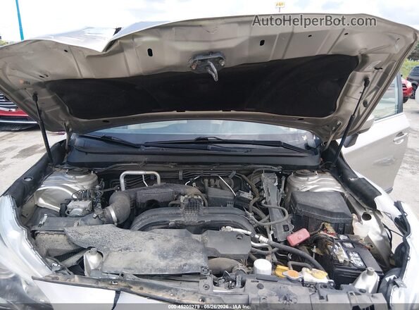 4S4BSAFC0H3393692 2017 SUBARU OUTBACK Silver უკანა ხედი