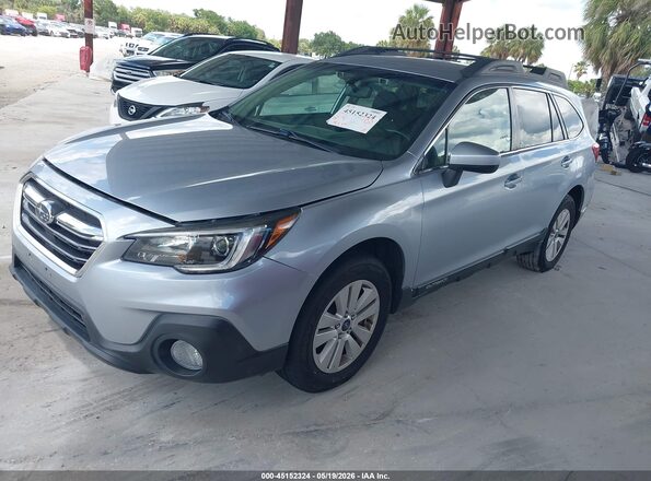 4S4BSAFC8K3315054 2019 SUBARU OUTBACK Silver Vista tres cuartos delantera izquierda