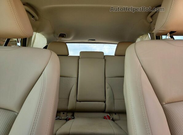 4S4BSAKC1J3359045 2018 SUBARU OUTBACK Green Rear seats view