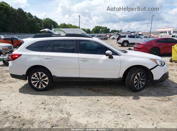 4S4BSAKC7H3268100 2017 SUBARU OUTBACK White უკანა სალონის ხედი