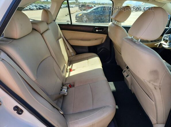 4S4BSANC2K3371587 2019 SUBARU OUTBACK White Rear interior view