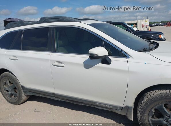 4S4BSANC5H3366960 2017 SUBARU OUTBACK White Vista interior trasera