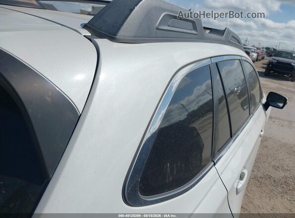 4S4BSANC5H3366960 2017 SUBARU OUTBACK White 