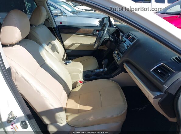 4S4BSANC6H3379281 2017 SUBARU OUTBACK White Front interior view