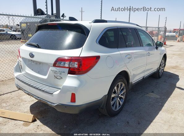 4S4BSATC8H3283025 2017 SUBARU OUTBACK Белый Задняя правая четверть