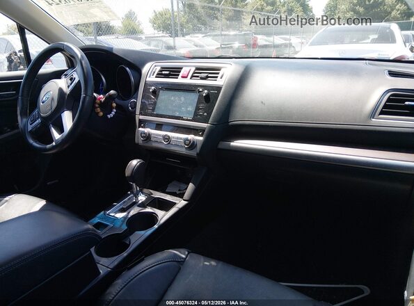 4S4BSENC4H3406646 2017 SUBARU OUTBACK Blue Widok wnętrza z przodu