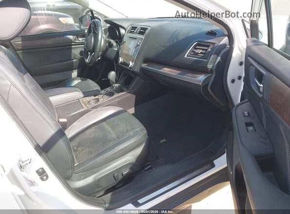 4S4BSENC5K3292244 2019 SUBARU OUTBACK White წინა სალონის ხედი