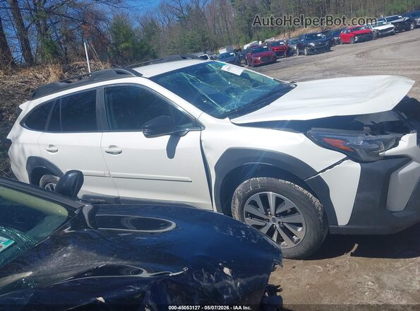4S4BTACC0S3279541 2025 SUBARU OUTBACK Белый Вид задней части салона