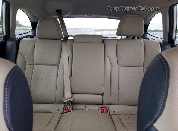 4S4BTANC5R3196405 2024 SUBARU OUTBACK White უკანა სავარძლების ხედი