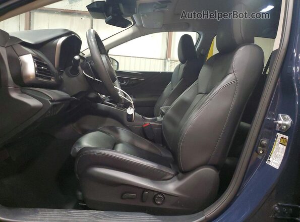 4S4BTAPC8R3231435 2024 SUBARU OUTBACK Blue Widok wnętrza z przodu