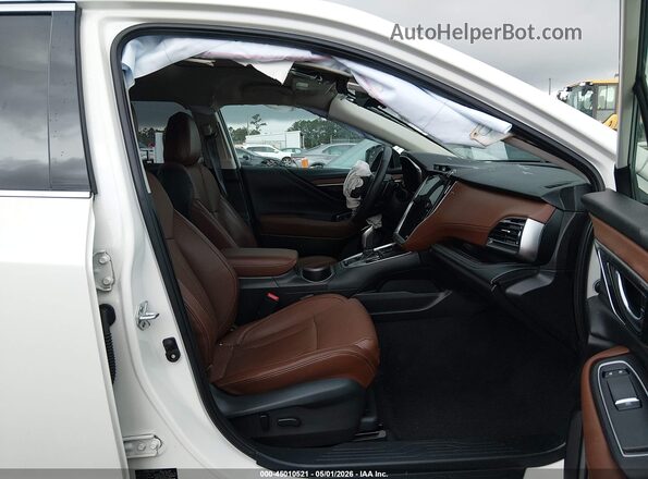 4S4BTGPD4P3219128 2023 SUBARU OUTBACK White Widok wnętrza z przodu