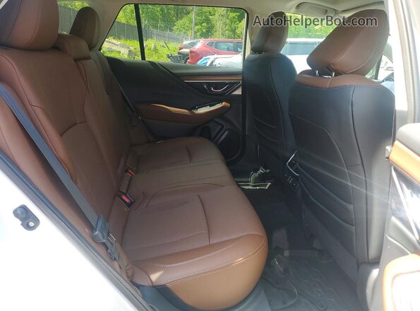 4S4BTGPD4R3180804 2024 SUBARU OUTBACK Белый Вид задней части салона