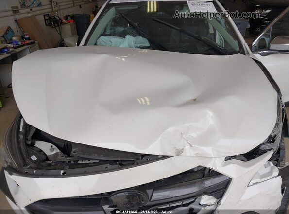 4S4BTGPDXR3168382 2024 SUBARU OUTBACK White Rear view