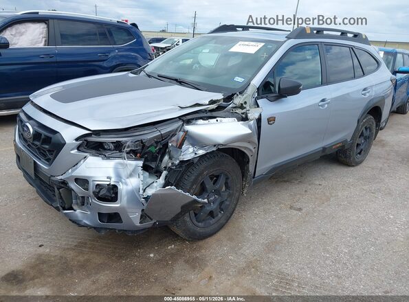4S4BTGUDXS3138342 2025 SUBARU OUTBACK Silver Przód lewy