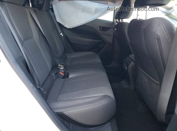 4S4GUHD63T3711089 2026 SUBARU CROSSTREK White Widok wnętrza z tyłu