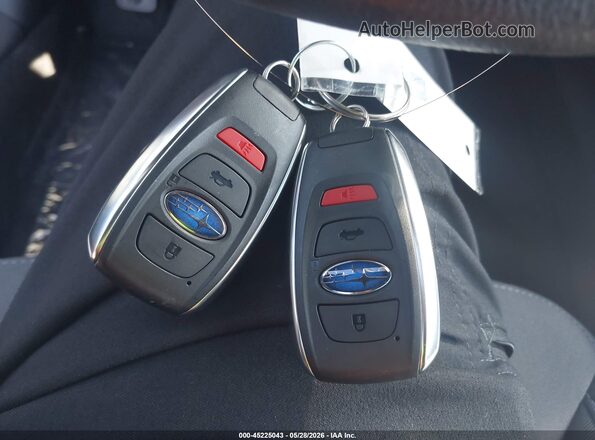 4S4GUHD65T3768216 2026 SUBARU CROSSTREK Серый Вид панели приборов