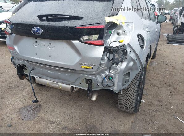 4S4GUHF69R3705920 2024 SUBARU CROSSTREK Серебряный Вид спереди